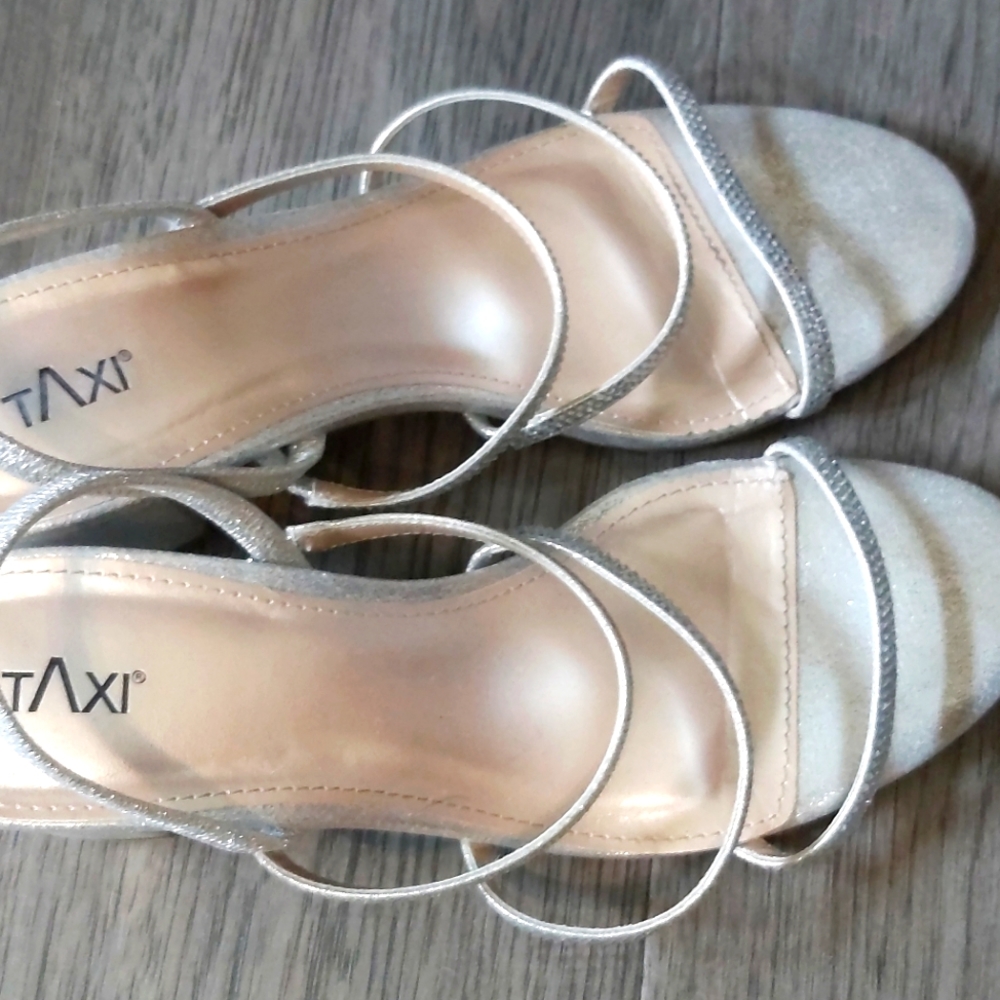 TAXI ladies size 40 Silver